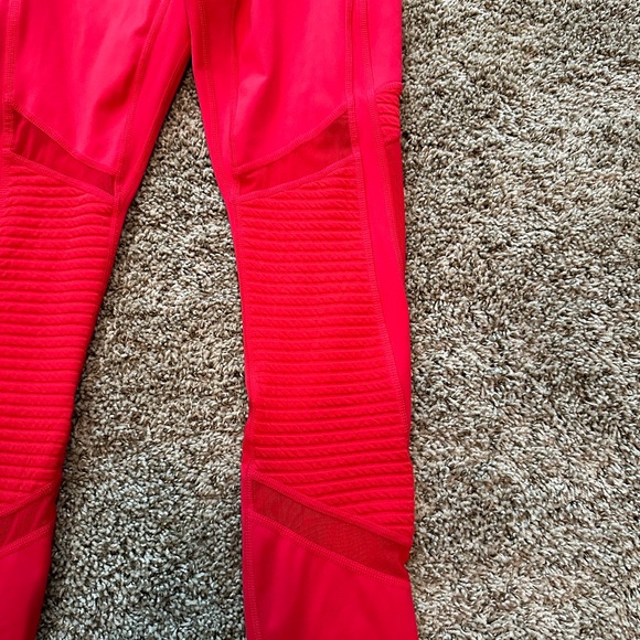 Motion 365 by Fabletics Size Small Women’s leggings, red, EUC - Picture 2 of 7